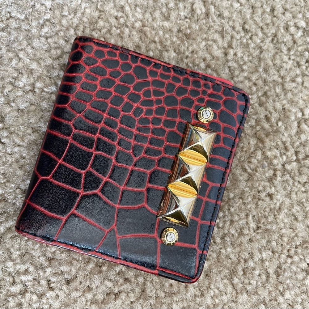 Henri Bendel wallet
